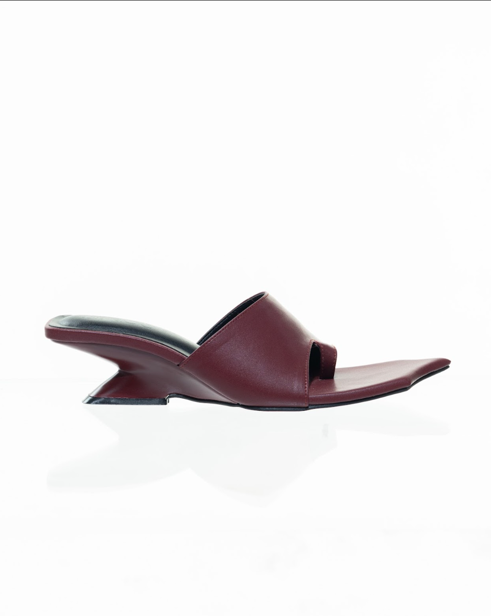 VOLTAGE SANDALS