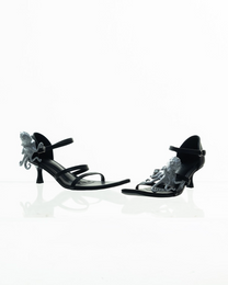 8HEART HEELS